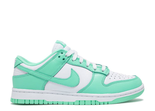 Nike Dunk Low 'Green Glow' (W)